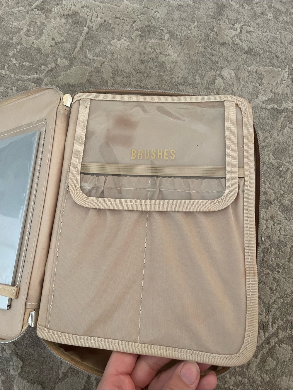 Beis The Cosmetics Case — Beige Travel Bag - Picture 5 of 10